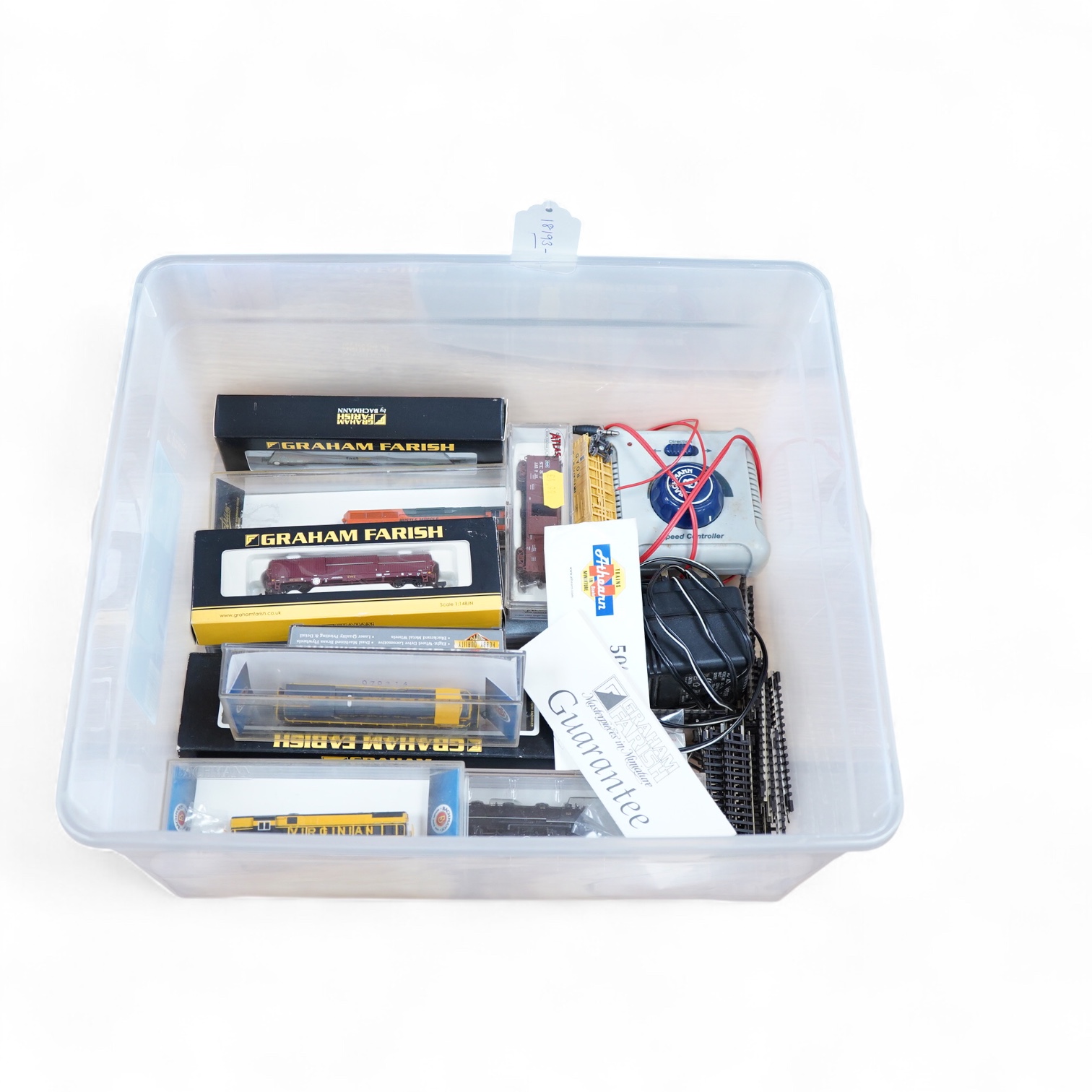 A group of N gauge railway by Graham Farish, Bachmann Spectrum, etc. mainly American outline, including seven locomotives; a W&LE 2-6-6-2 tender locomotive, 8003 (82656), a Union Pacific Co-Co diesel loco, 9202 (85052),
